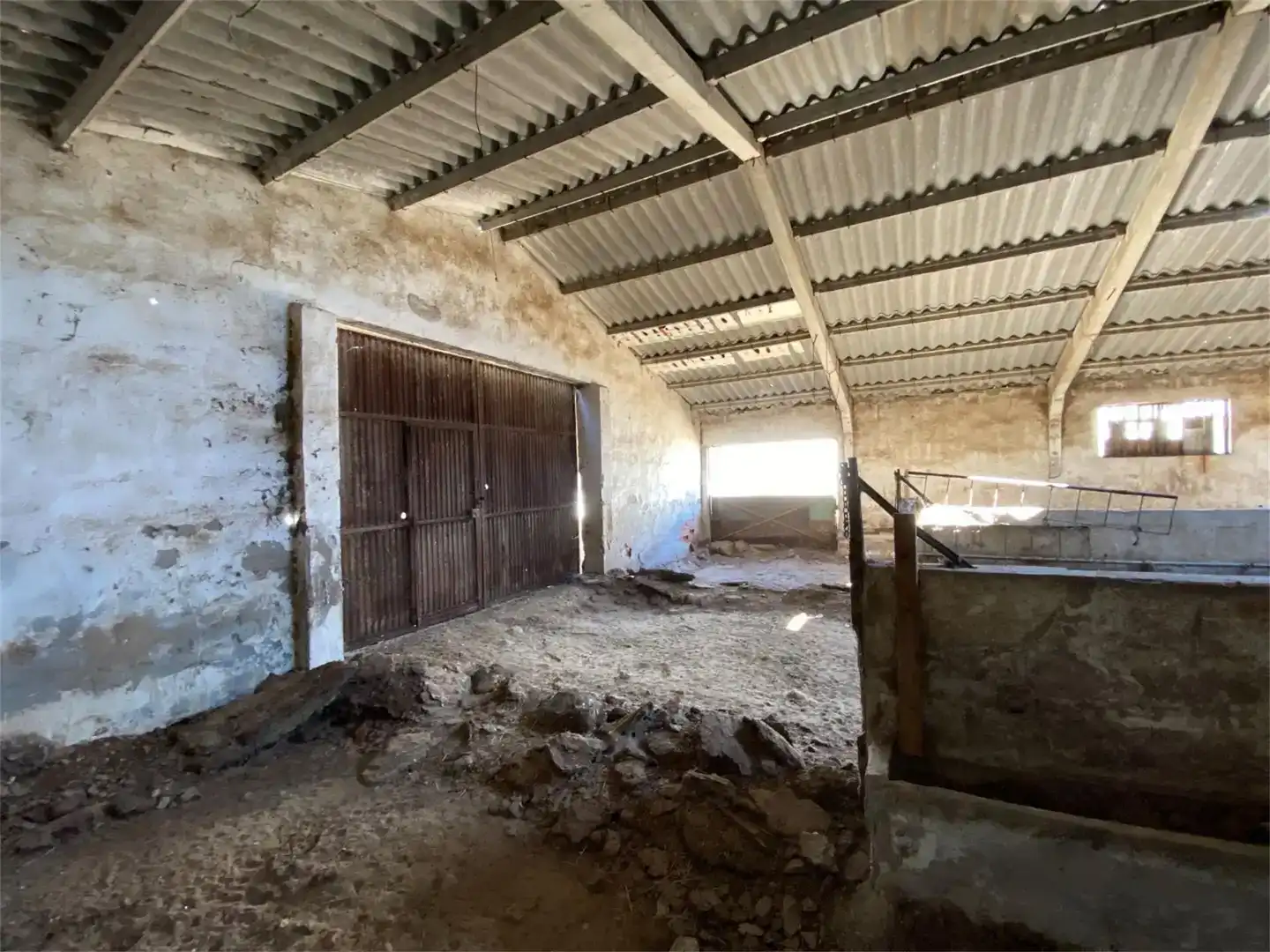 Industrial buildings for sale in Olmos de Esgueva