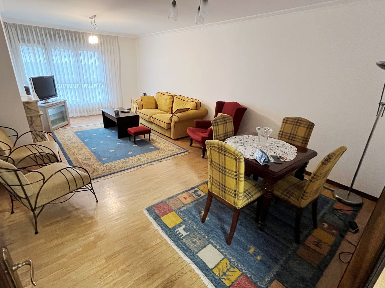 Sala d'estar de Pis de lloguer en Castrillón amb Calefacció