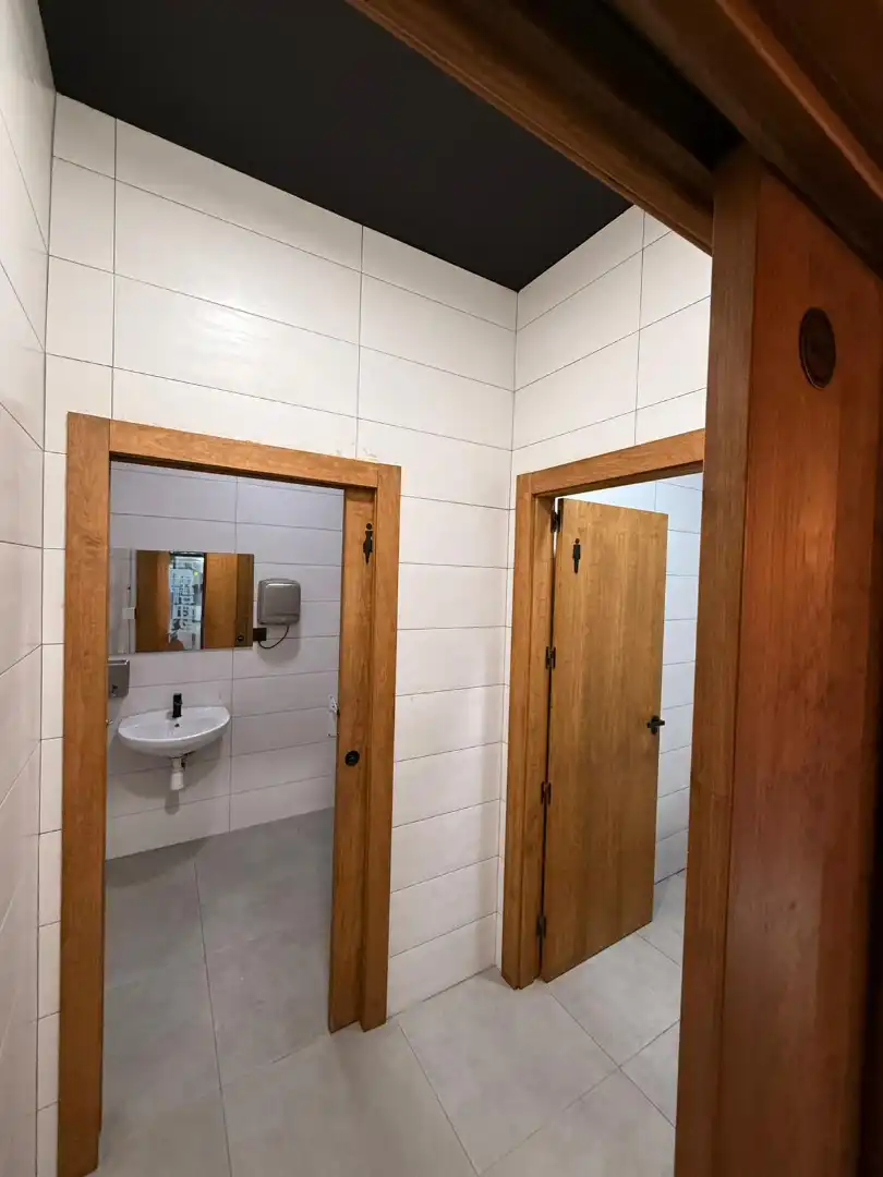 Local comercial en traspaso en Paseo Marítimo 501, imagen 11