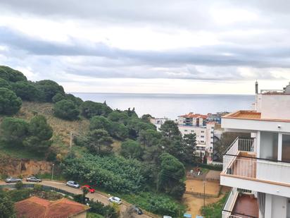 Vista exterior de Pis en venda en Calella amb Aire condicionat, Calefacció i Parquet