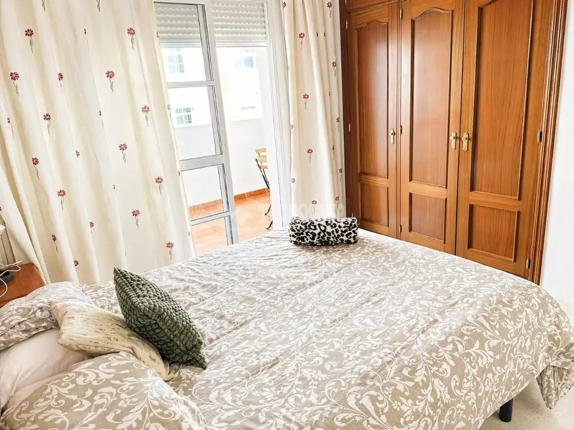 Habitación de Piso en venta en Torrox con Terraza y Balcón