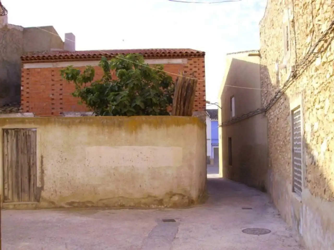 Exterior view of Houses for sale in Albatana