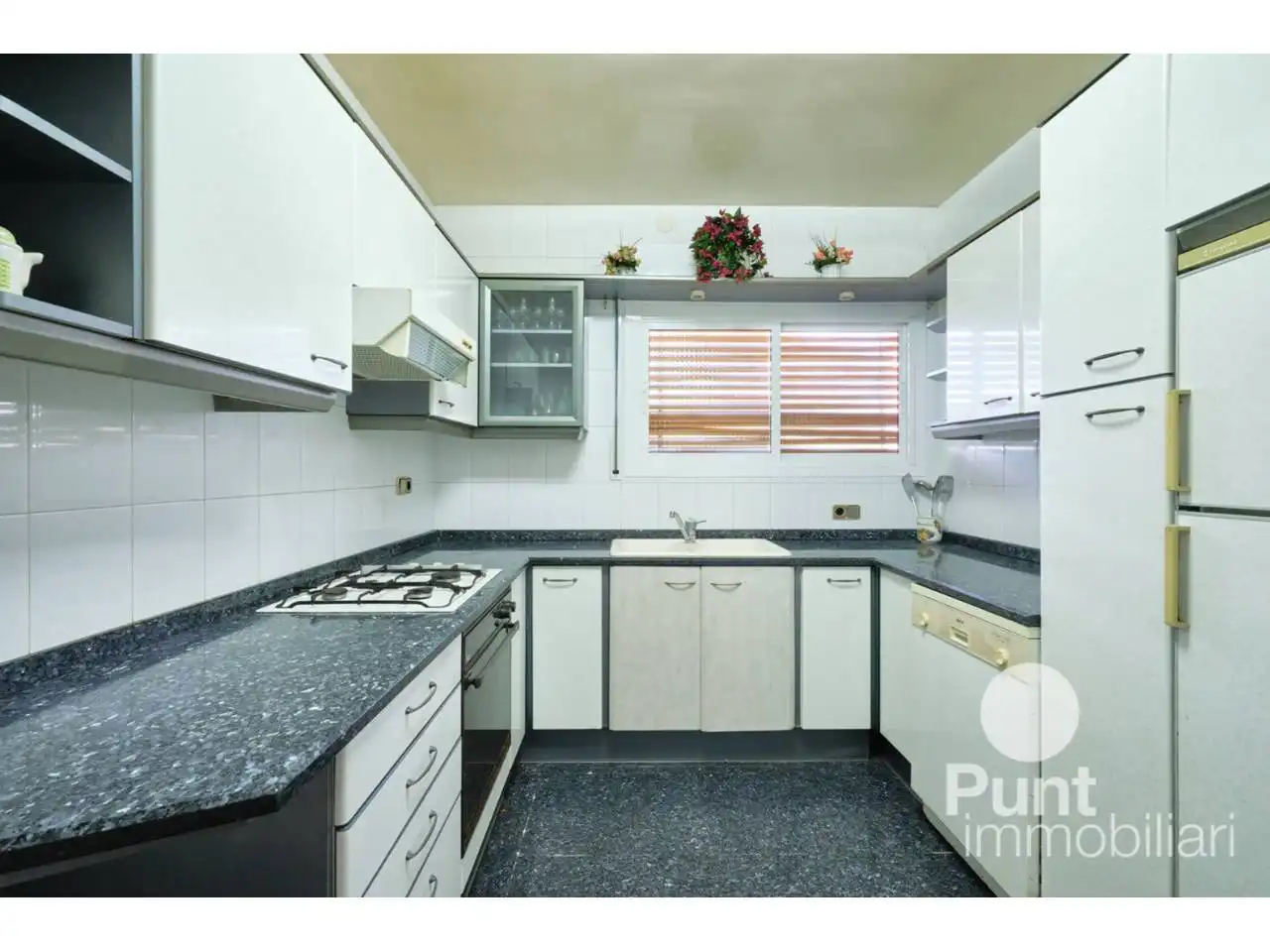 Cocina de Casa o chalet en venta en Premià de Dalt con Piscina