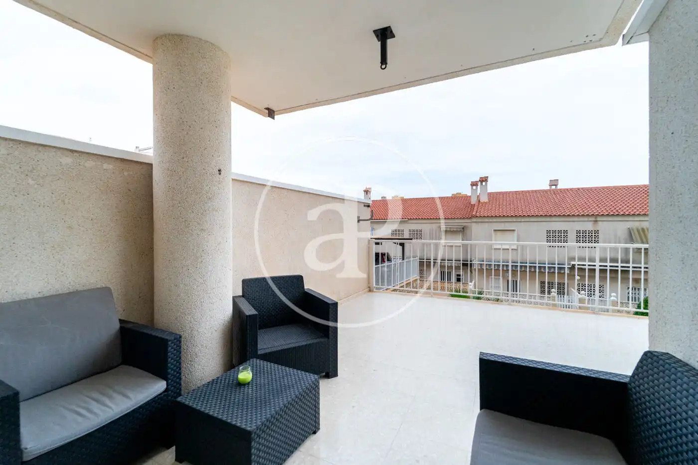 Terrassa de Pis en venda en Elche / Elx amb Aire condicionat, Calefacció i Jardí privat