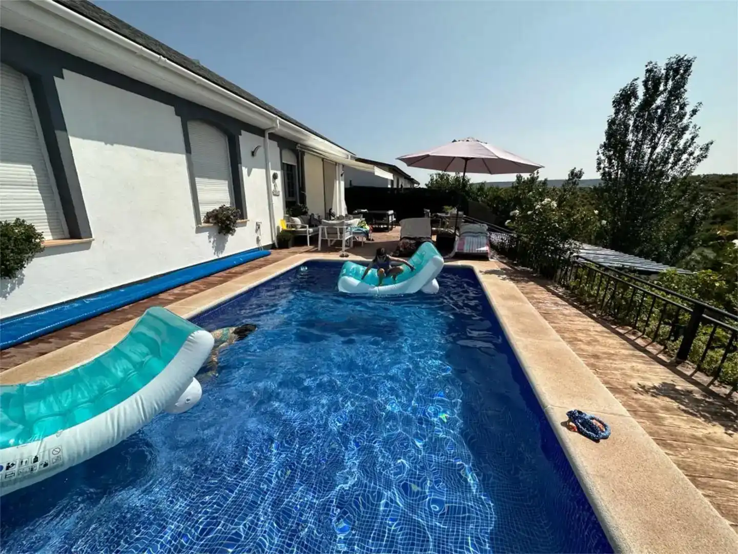 Piscina de Casa o chalet en venta en Huércanos con Aire acondicionado, Jardín privado y Parquet