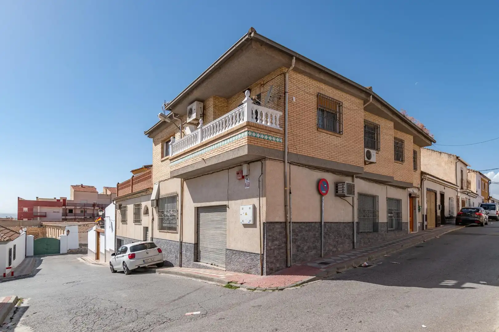 Exterior view of Houses for sale in Atarfe  with Air Conditioner, Terrace and Storage room