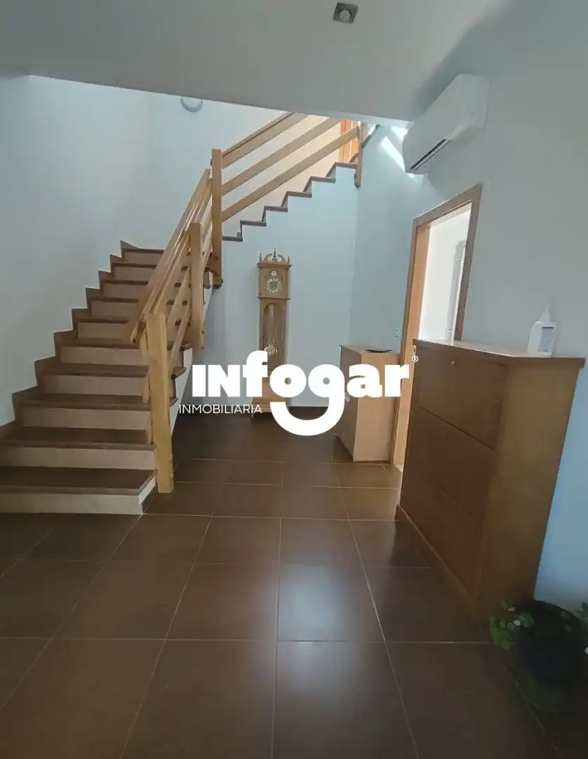 Casa o xalet de lloguer en A Guarda   amb Aire condicionat, Calefacció i Jardí privat