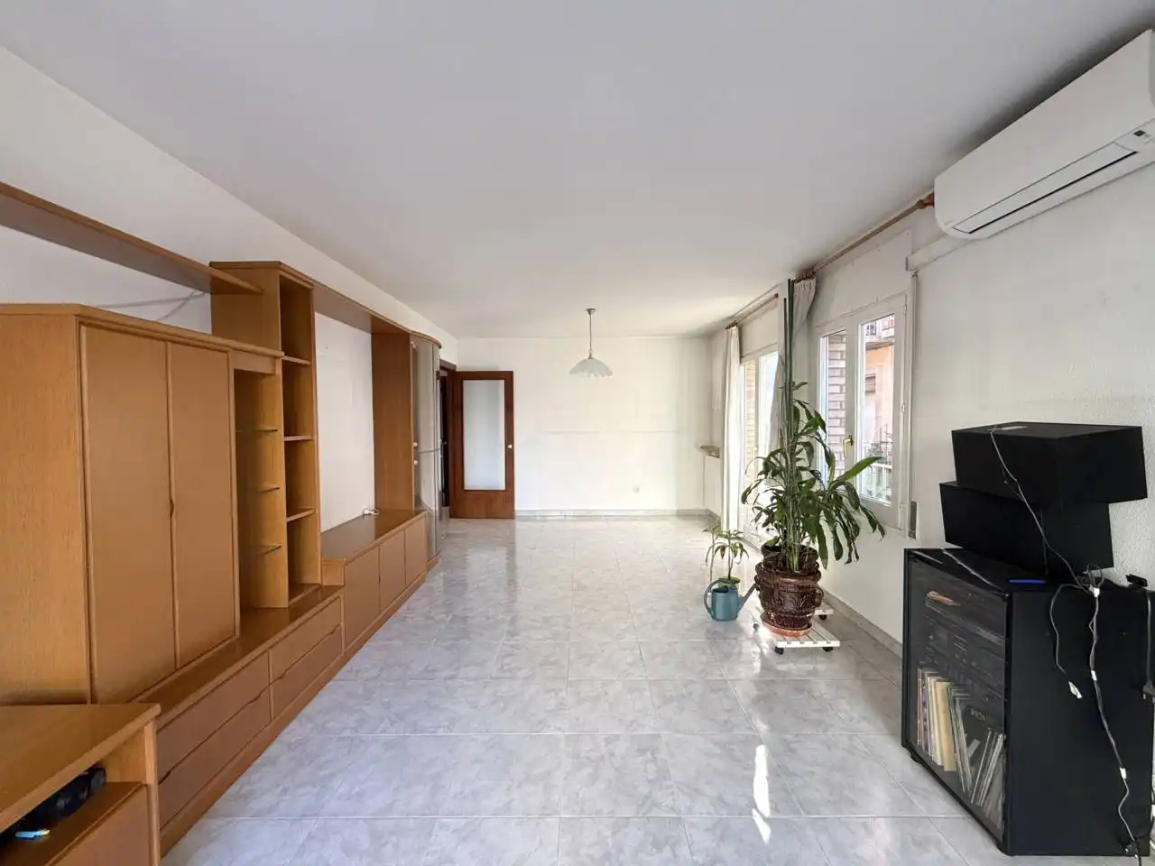 Living room of Flat for sale in Olot  with Air Conditioner, Heating and Terrace