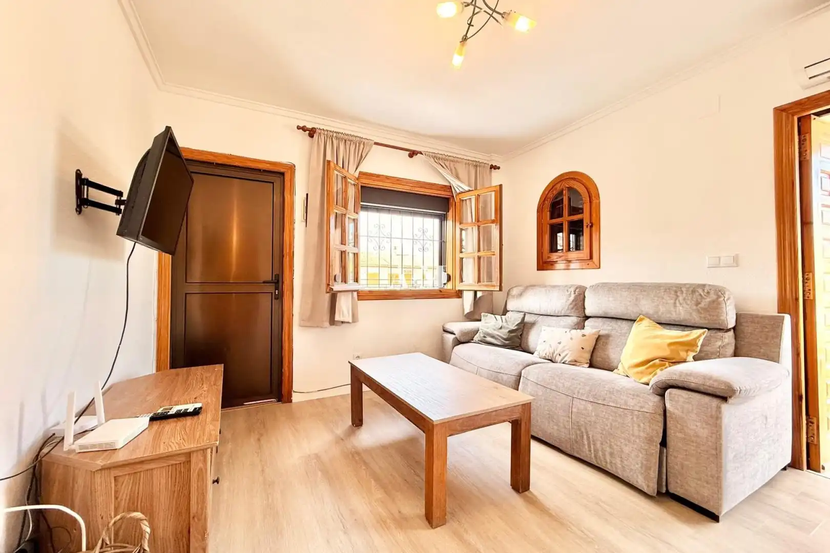 Bungalow mit Terrasse zur Miete in Nueva Torrevieja - Aguas Nuevas