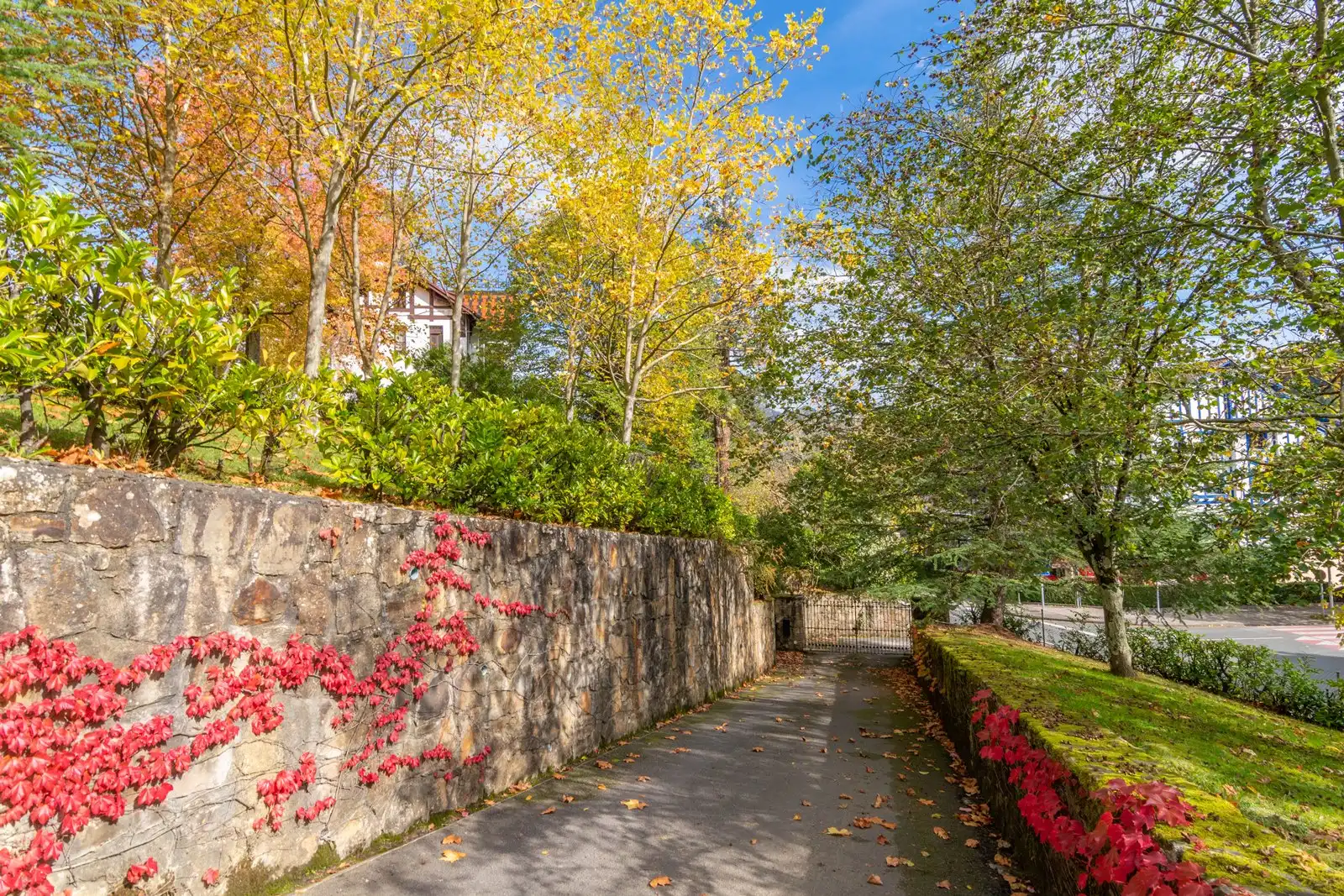 Vista exterior de Finca rústica en venta en Gordexola con Calefacción, Jardín privado y Terraza