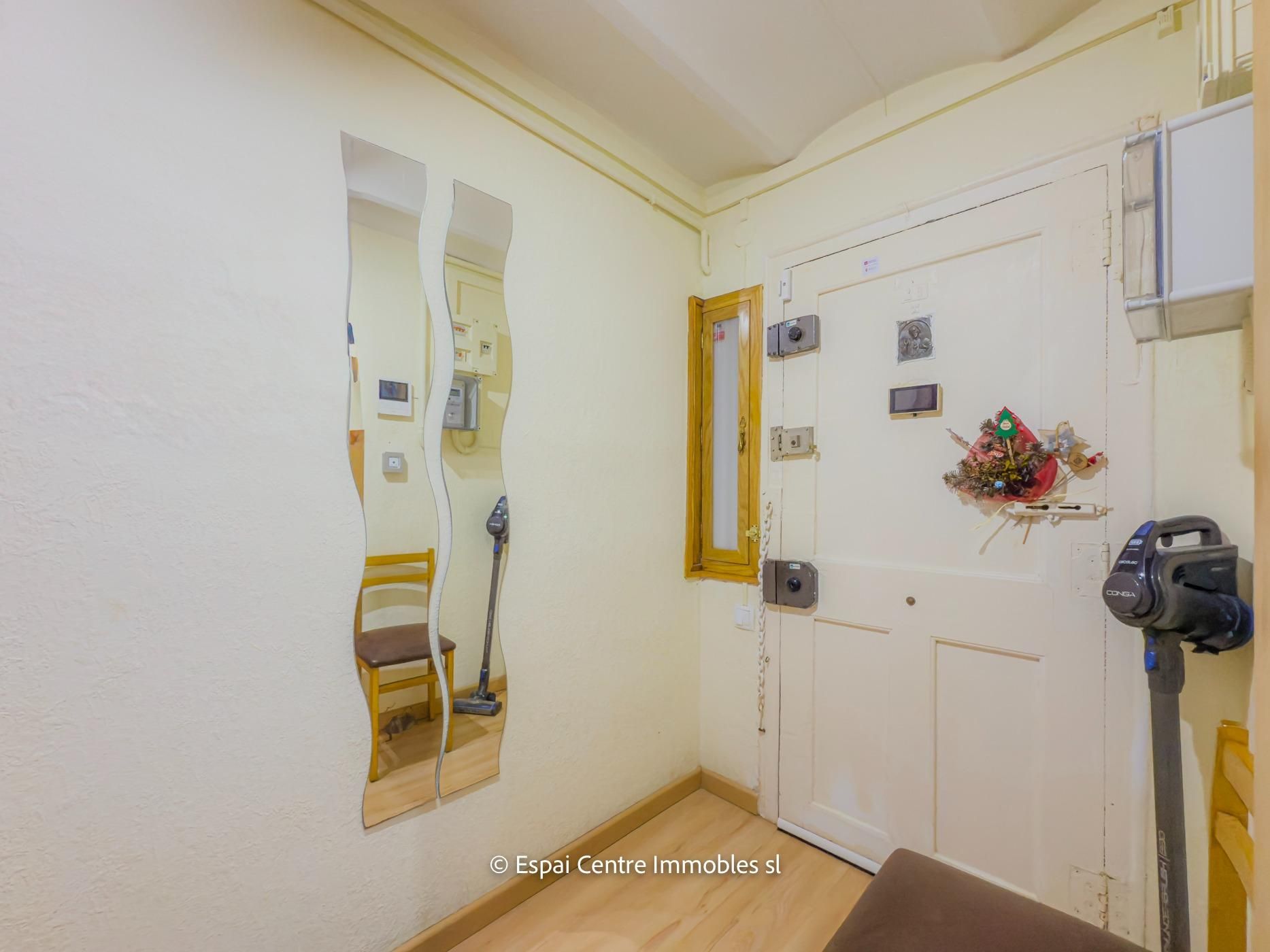 Flat for sale in  Barcelona Capital  with Air Conditioner, Heating and Parquet flooring