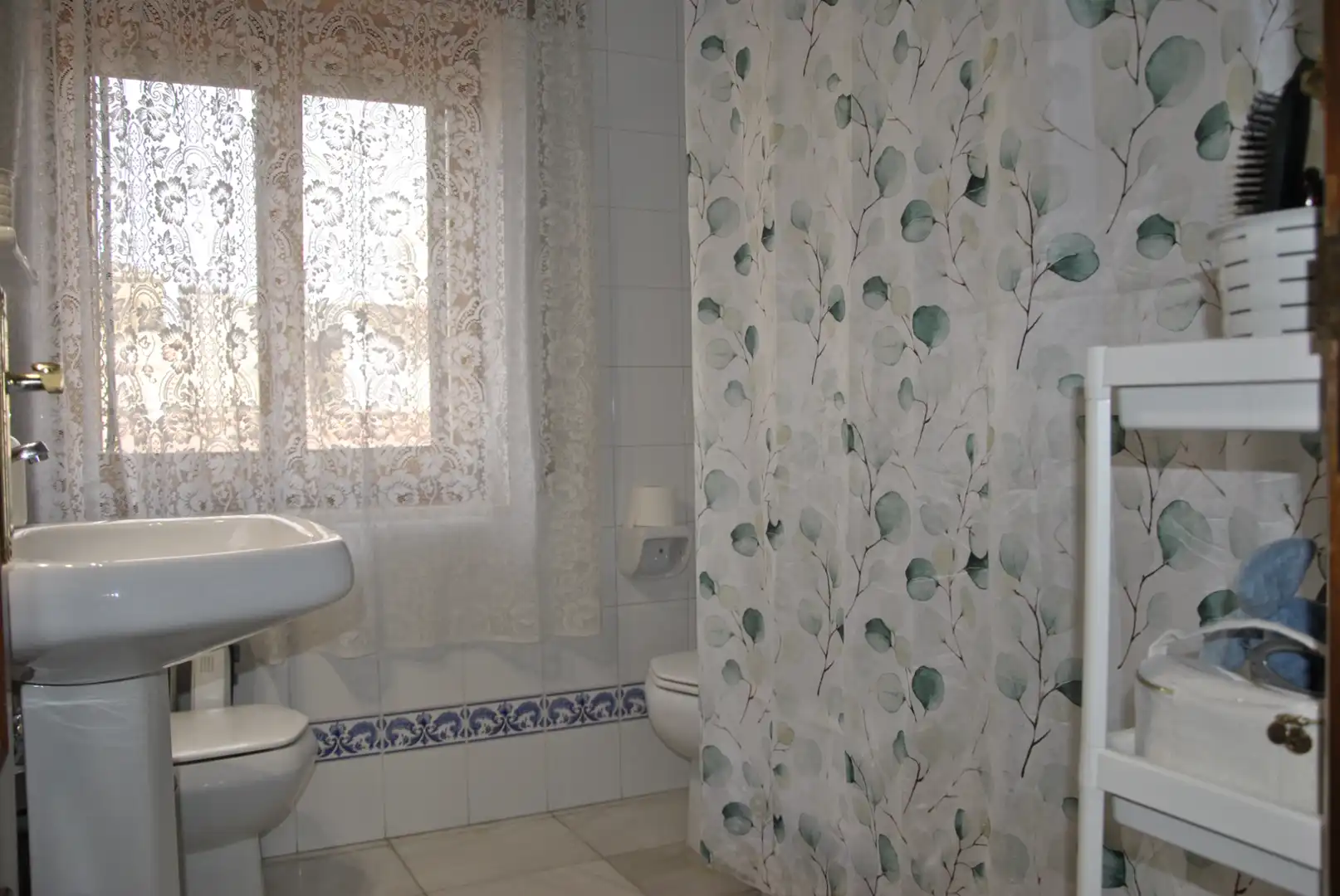 Baño de Ático en venta en Plasencia con Aire acondicionado, Calefacción y Terraza