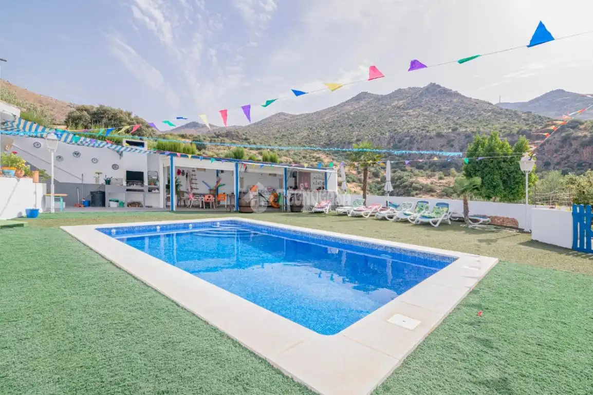 Casa rústica en venda a Loja
