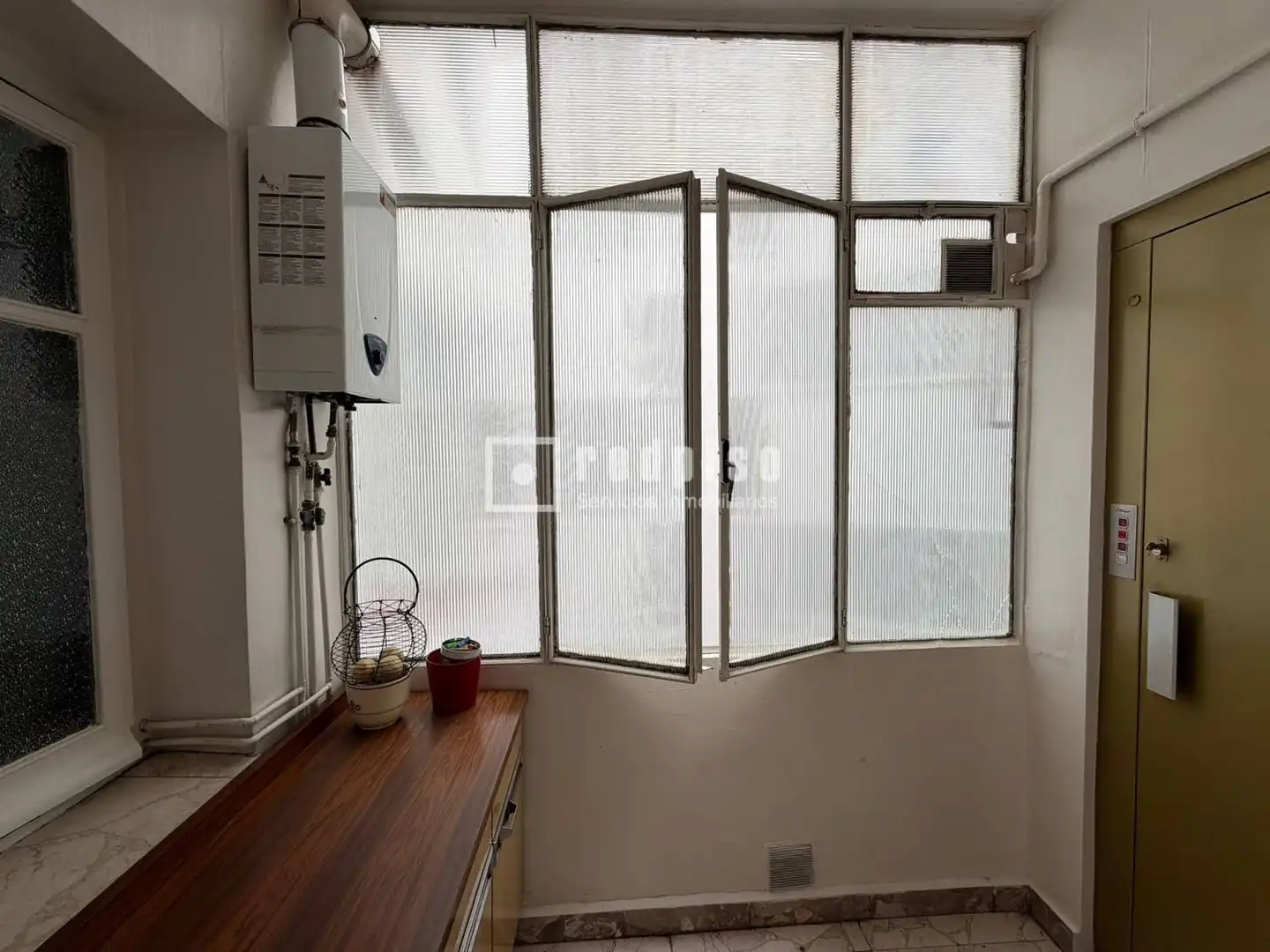 Habitación de Piso en venta en Madrid con Calefacción, Parquet y Terraza
