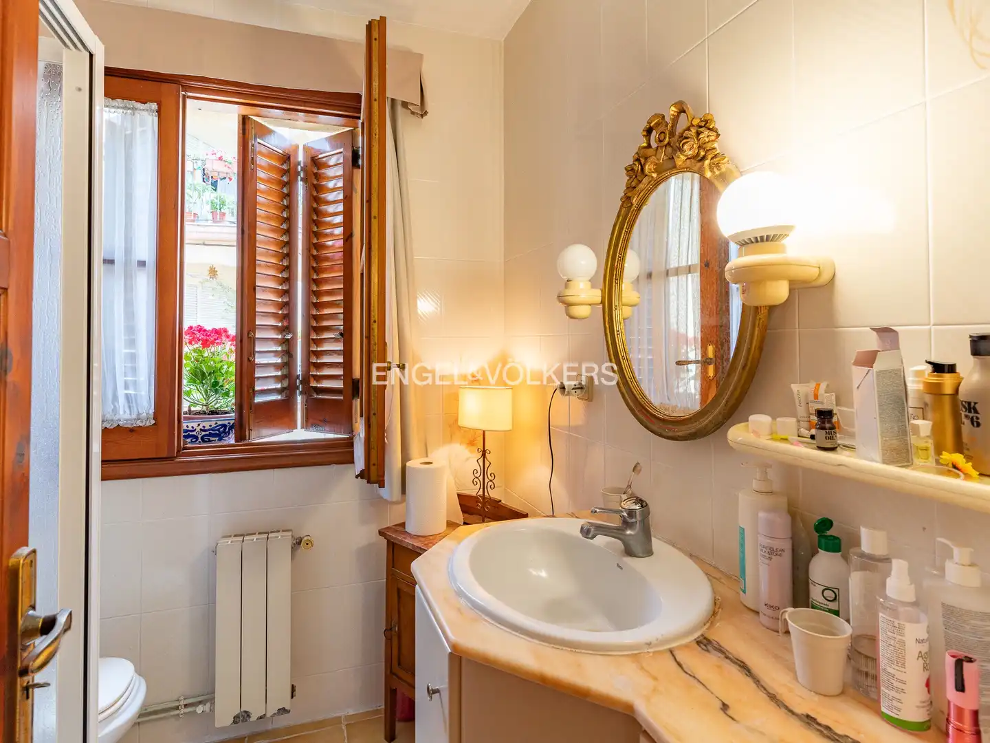 Baño de Casa adosada en venta en Arenys de Mar con Aire acondicionado, Calefacción y Terraza