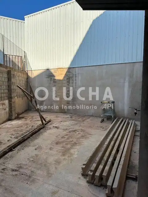 Industrial buildings for rent in Onda