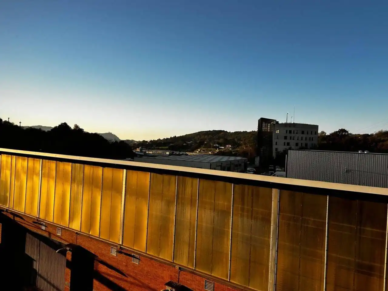 Vista exterior de Oficina de alquiler en Martutene
