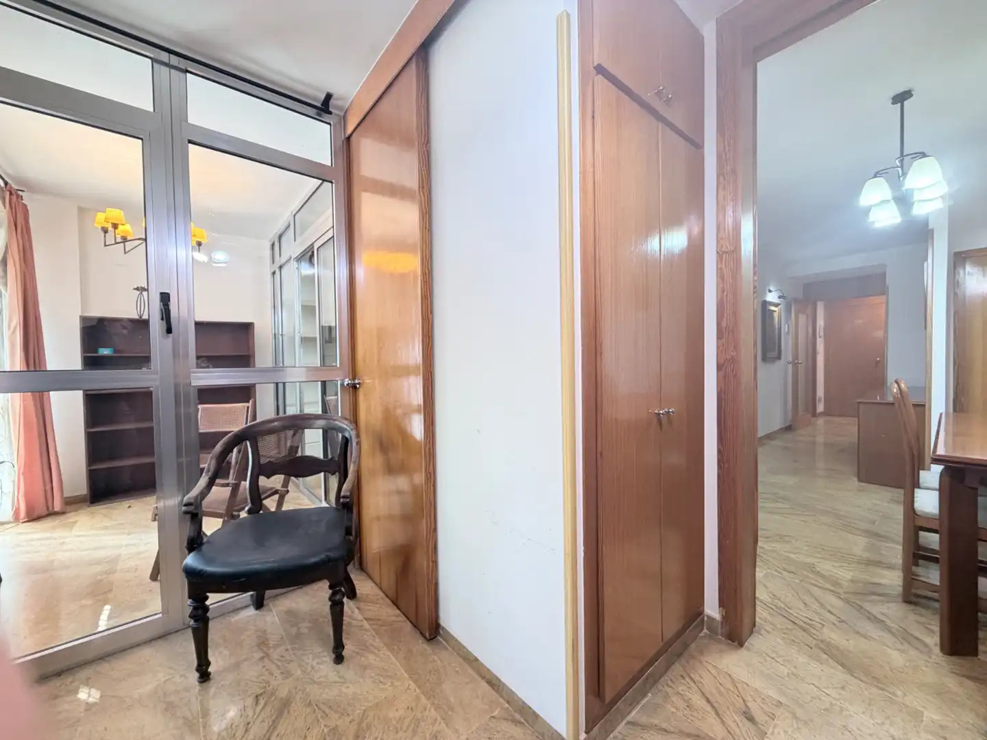 Maisonette zum Verkauf in Murcia mit Klimaanlage, Terrasse und Abstellraum