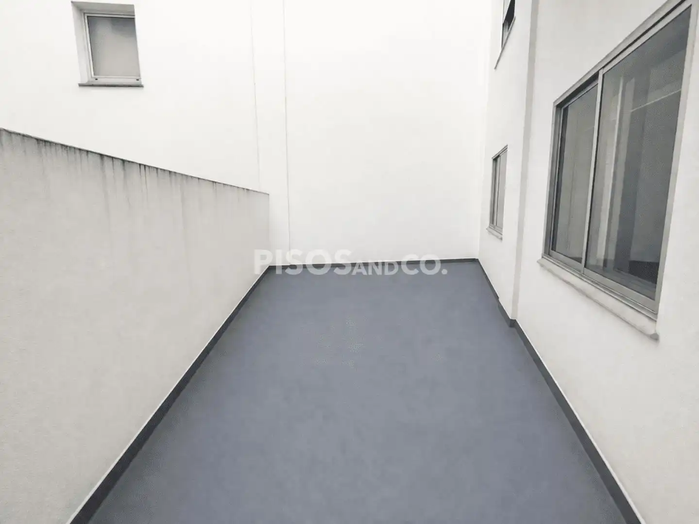 Exterior view of Flat for sale in A Coruña Capital   with Heating, Terrace and Furnished