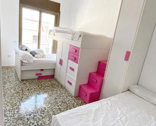 Bedroom of Flat to share in Badalona  with Furnished, Washing machine and Balcony