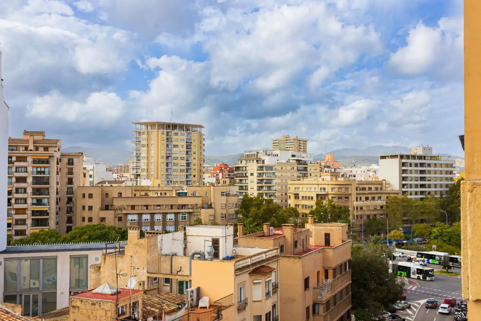 Vista exterior de Pis en venda en  Palma de Mallorca amb Aire condicionat, Terrassa i Balcó