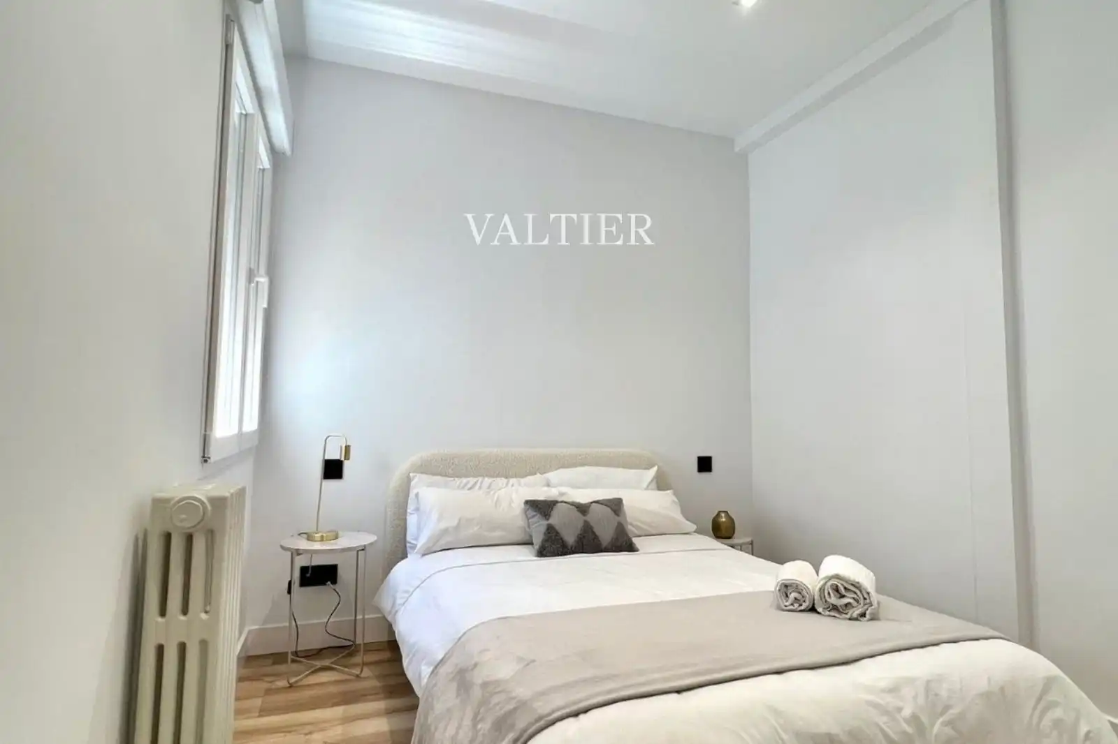 Habitación de Piso en venta en Madrid con Terraza