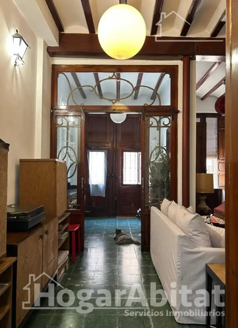 Casa amb terrassa en venda a Calle  MARE DE DEU MISERICORDIA, imagen 5