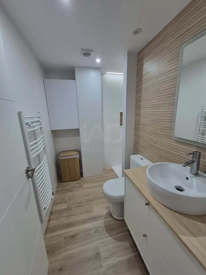 Baño de Piso de alquiler en San Andrés del Rabanedo con Calefacción y Terraza