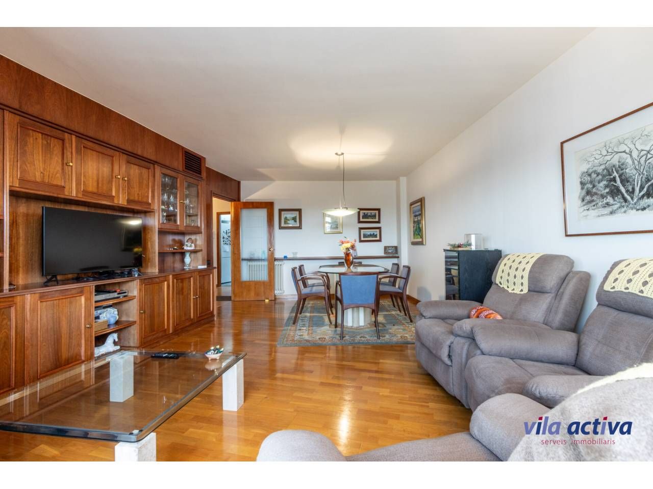 Living room of Flat for sale in Terrassa  with Heating, Parquet flooring and Balcony