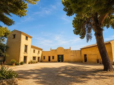 Casa rústica en venta en Oliva pueblo
