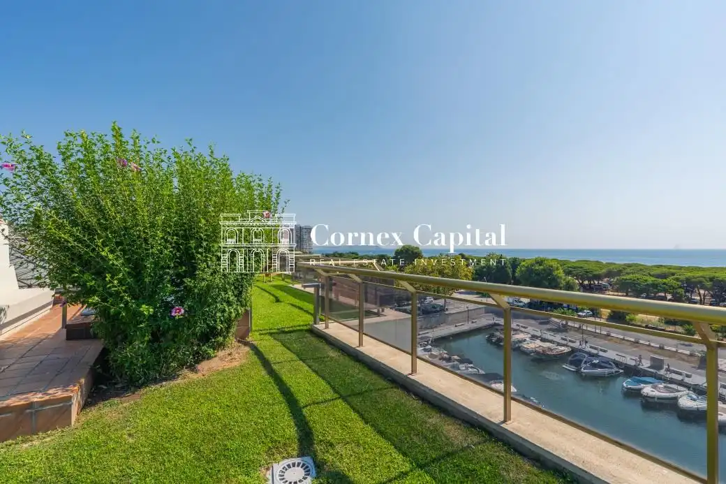 Flat for sale in Castell d'Aro, Platja d'Aro i s'Agaró  with Air Conditioner, Heating and Private garden