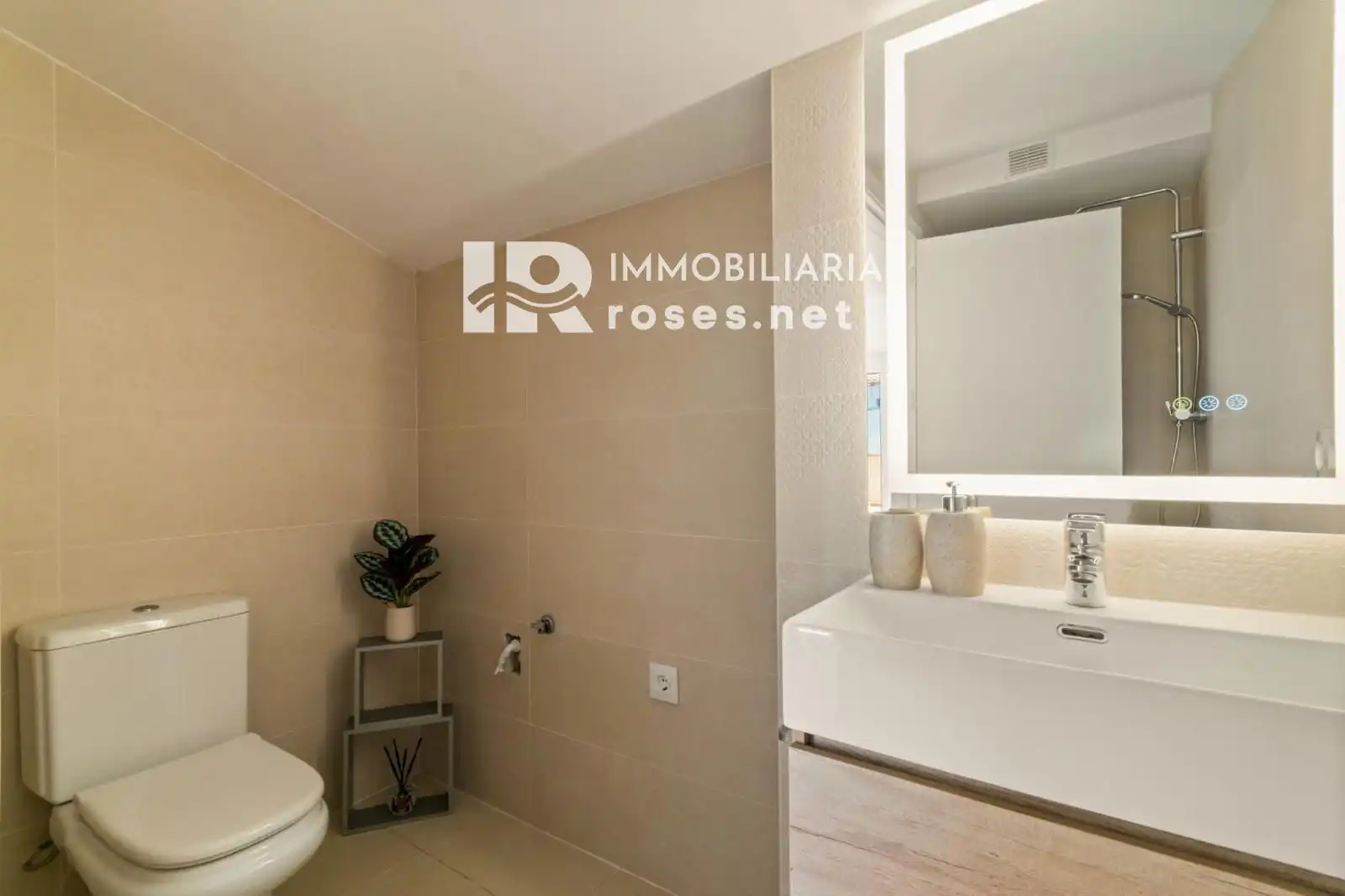 Bathroom of Duplexes for sale in Fortià  with Terrace
