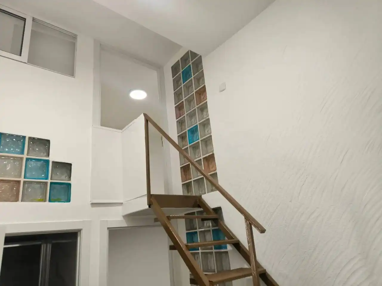 Maisonette zum Verkauf in Barcelona mit Parkett