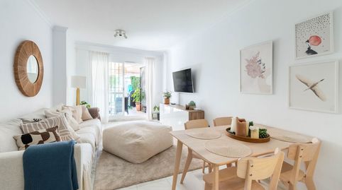 Foto 4 de Apartament en venda a Calle Aries, 111, Los Naranjos, Marbella
