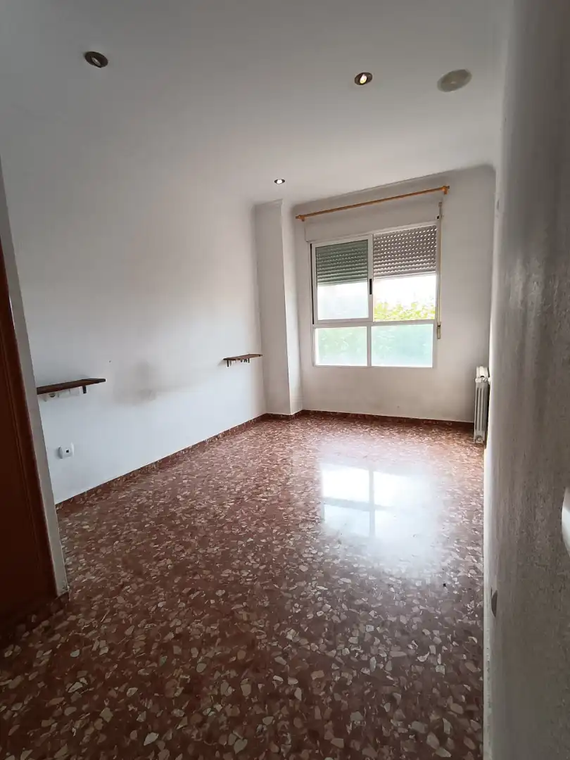 Dormitori de Pis en venda en Vila-real amb Aire condicionat, Calefacció i Terrassa