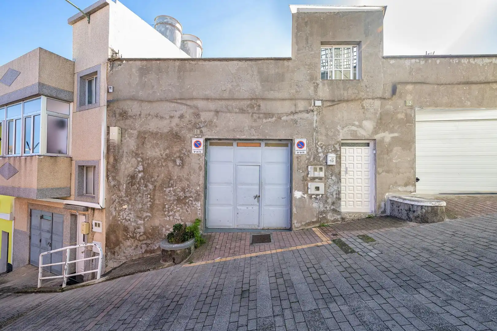 Vista exterior de Local en venta en Las Palmas de Gran Canaria