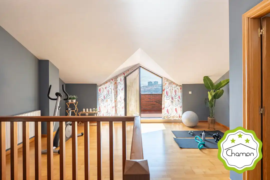 Wohnzimmer von Einfamilien-Reihenhaus zum Verkauf in Barakaldo  mit Heizung, Privatgarten und Terrasse