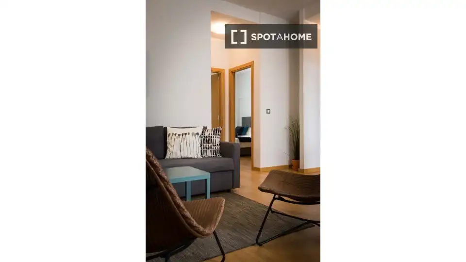 Dormitori de Apartament per a compartir en Málaga amb Aire condicionat, Calefacció i Terrassa