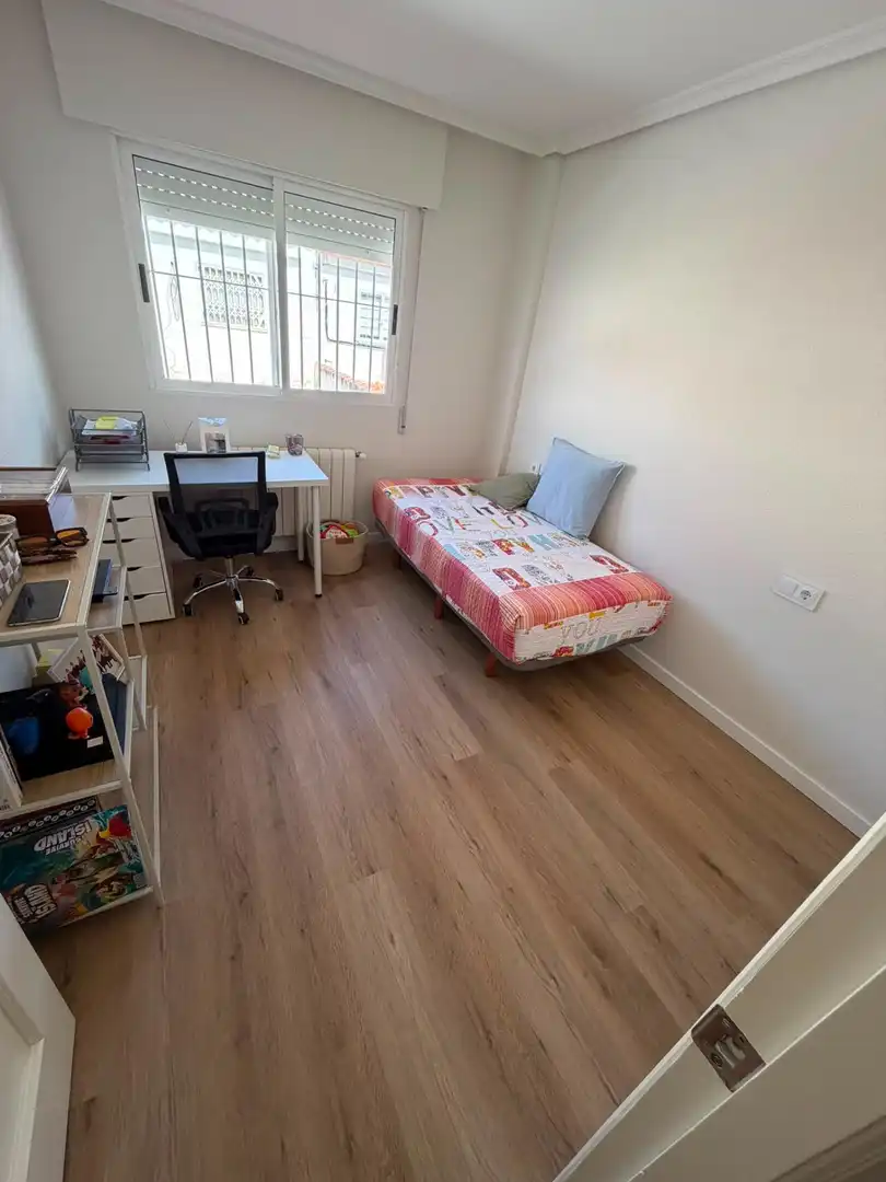 Dormitori de Casa o xalet en venda en Murcia amb Aire condicionat, Terrassa i Moblat
