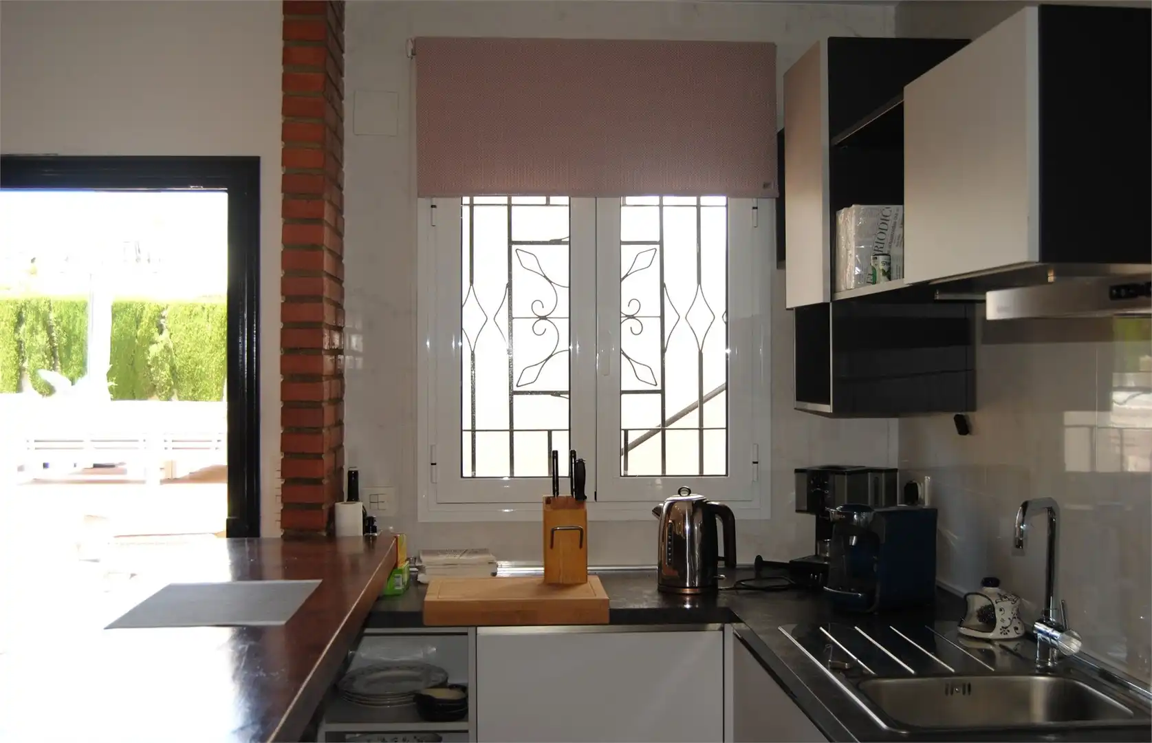 Cocina de Casa o chalet en venta en Vélez-Málaga con Aire acondicionado, Jardín privado y Terraza