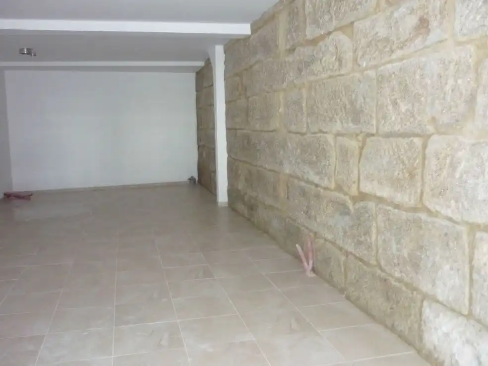 Local comercial de lloguer a Rúa de San Francisco, imagen 4