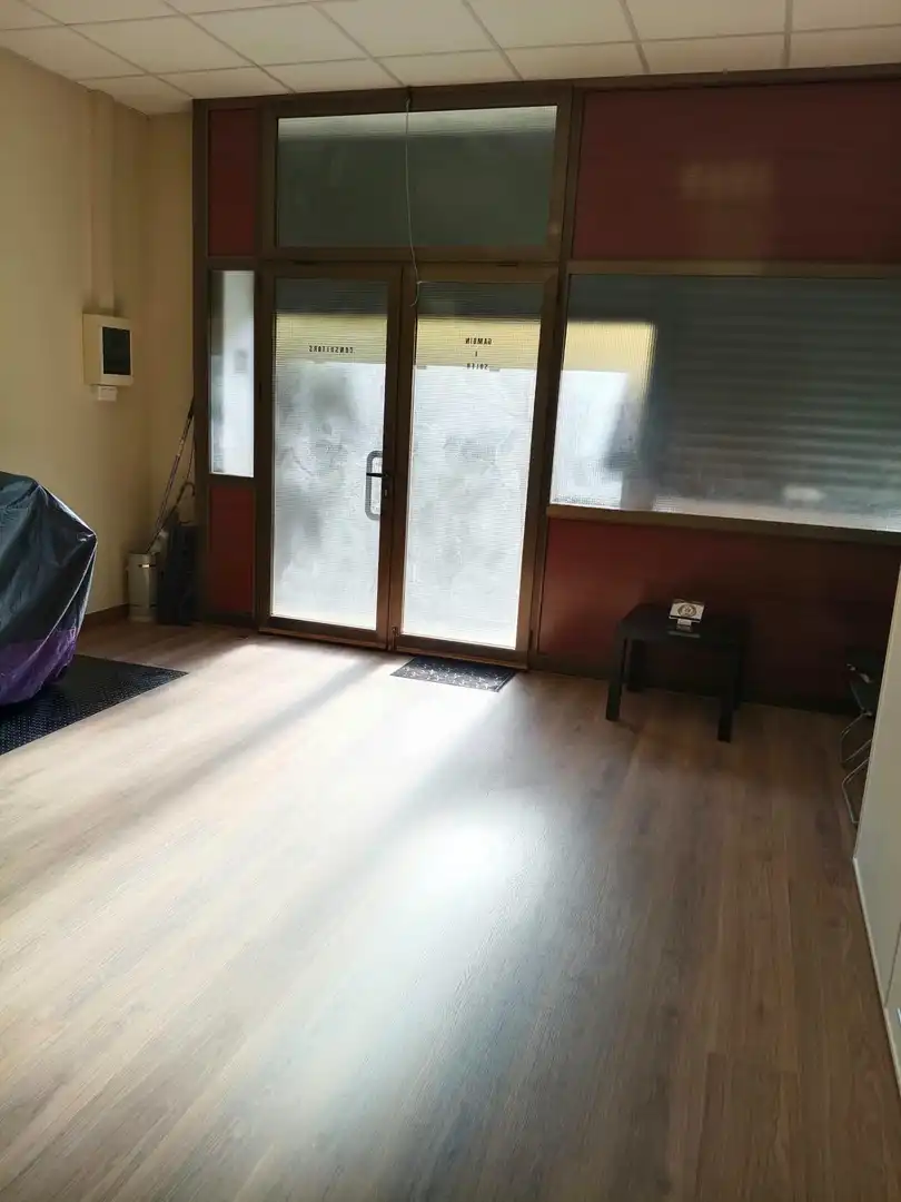 Local comercial en venda a Sants - Montjuïc, imagen 4