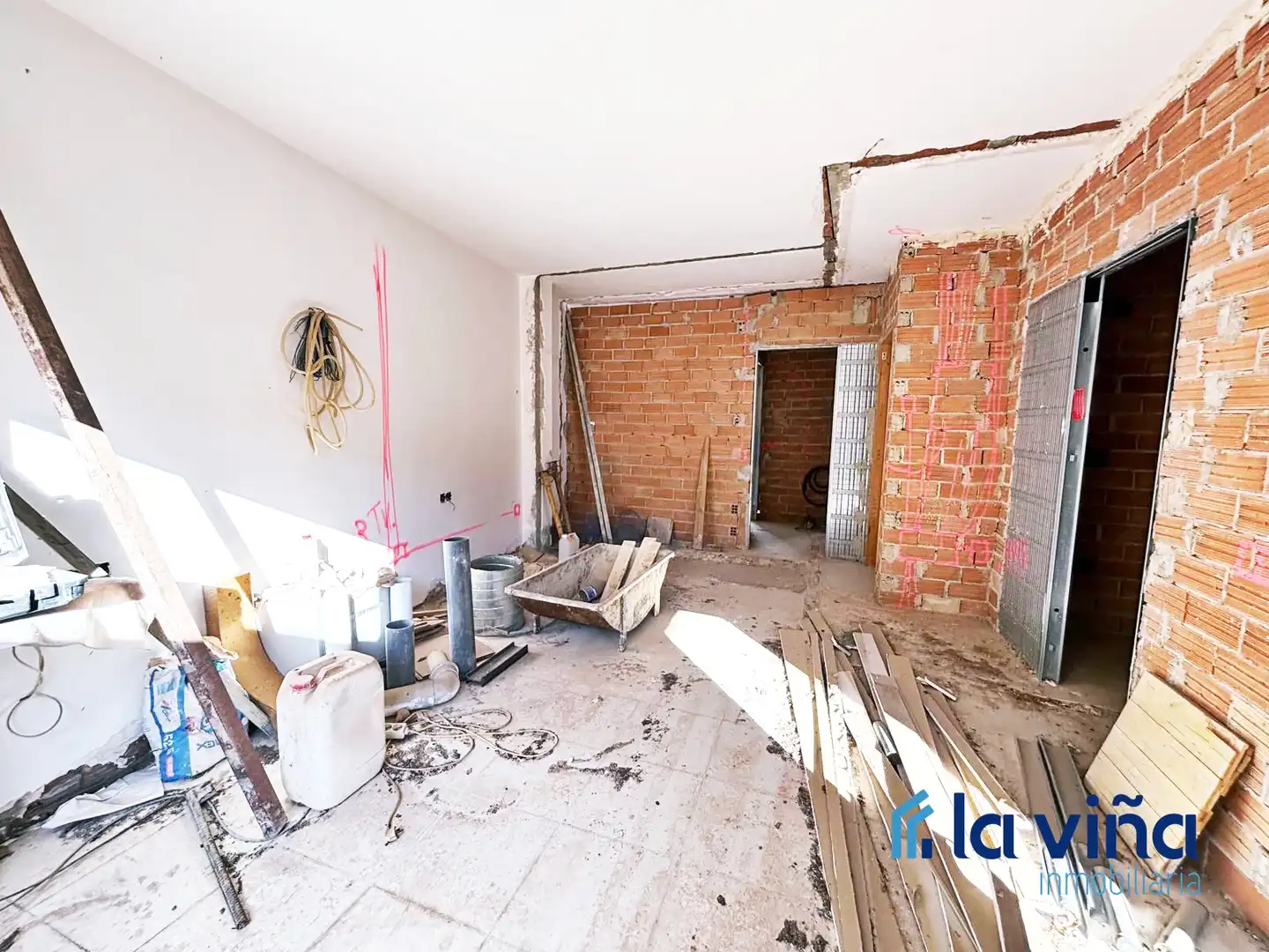 Buildings for sale in Villanueva del Trabuco
