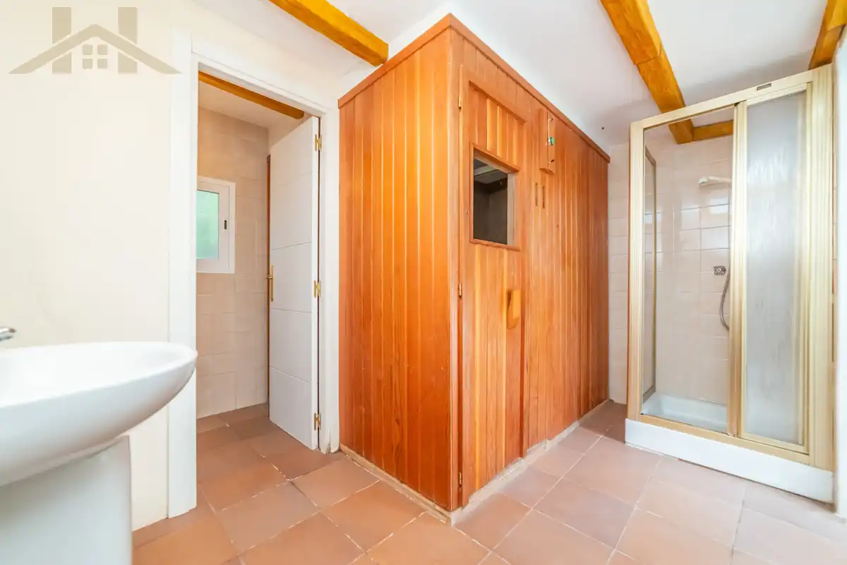 Houses for rent in Calle Cedros, Zona Monte El Pilar