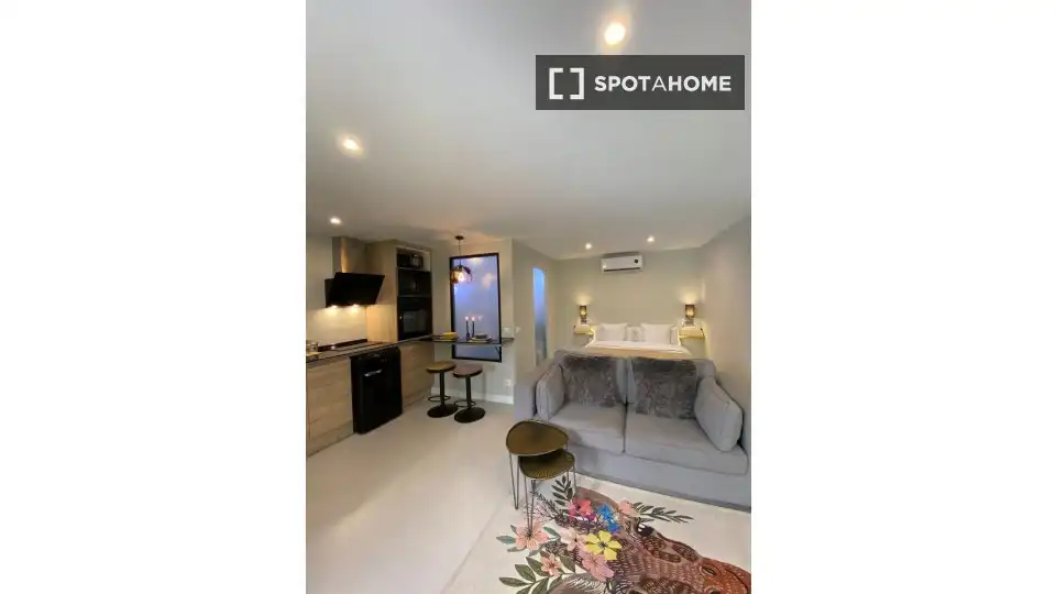 Bedroom of Flat for rent in Las Rozas de Madrid  with Air Conditioner, Heating and Furnished
