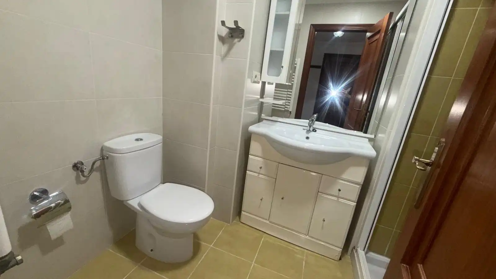 Badezimmer von Wohnung zur Miete in Ourense Capital  mit Heizung