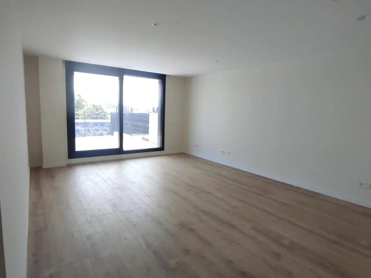 Sala de estar de Planta baja de alquiler en Santander con Calefacción, Jardín privado y Parquet