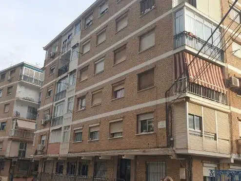 Pis amb piscina en venda a Calle Ruta de los Campanilleros