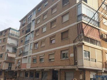 Pis amb piscina en venda a Calle Ruta de los Campanilleros