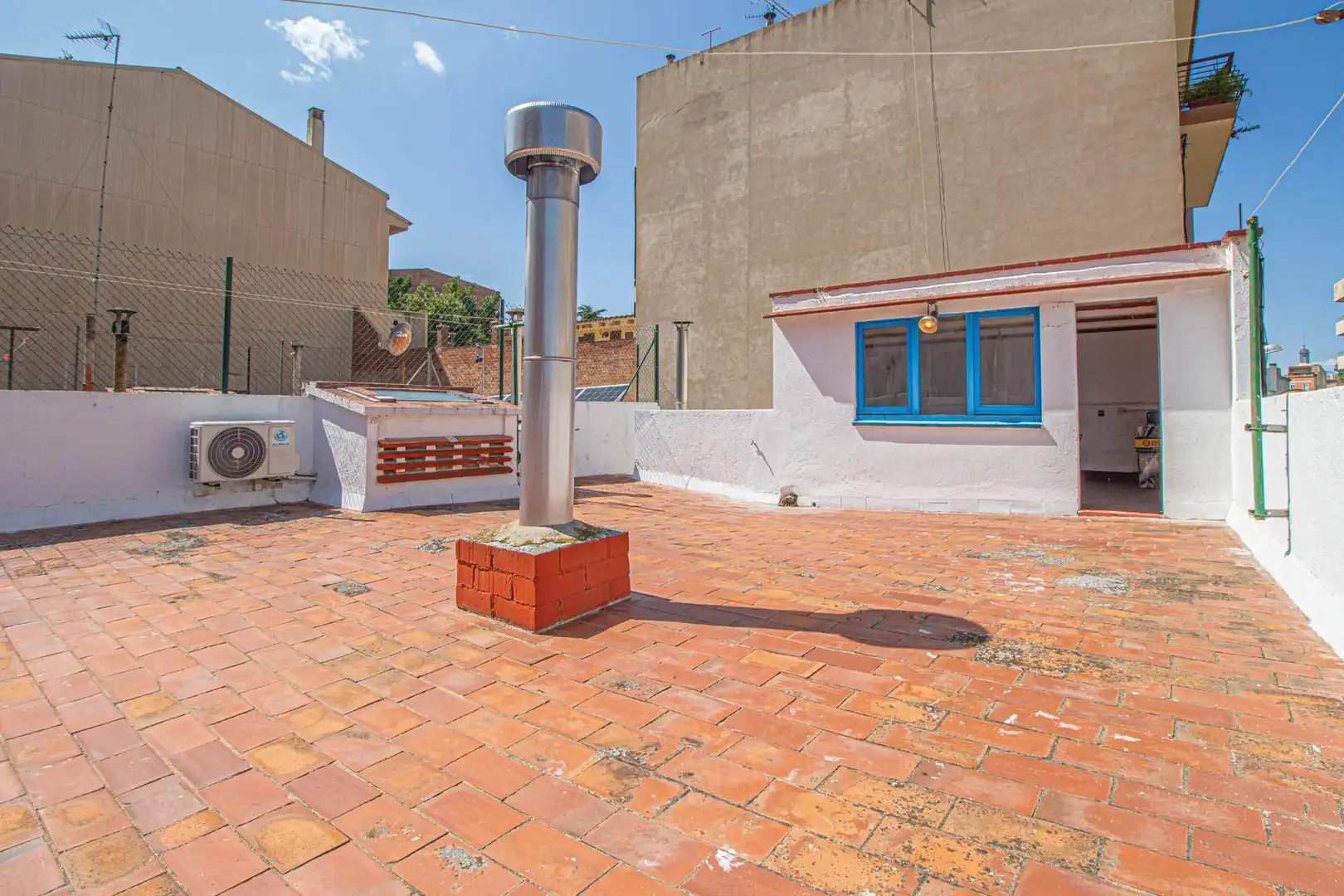 Terrassa de Casa o xalet en venda en Figueres amb Calefacció, Parquet i Terrassa